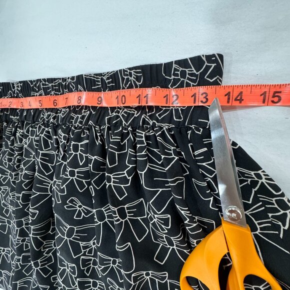 REDValentino Small Black Pleated Mini Skirt White Line Drawn Bow Pattern - Picture 5 of 6